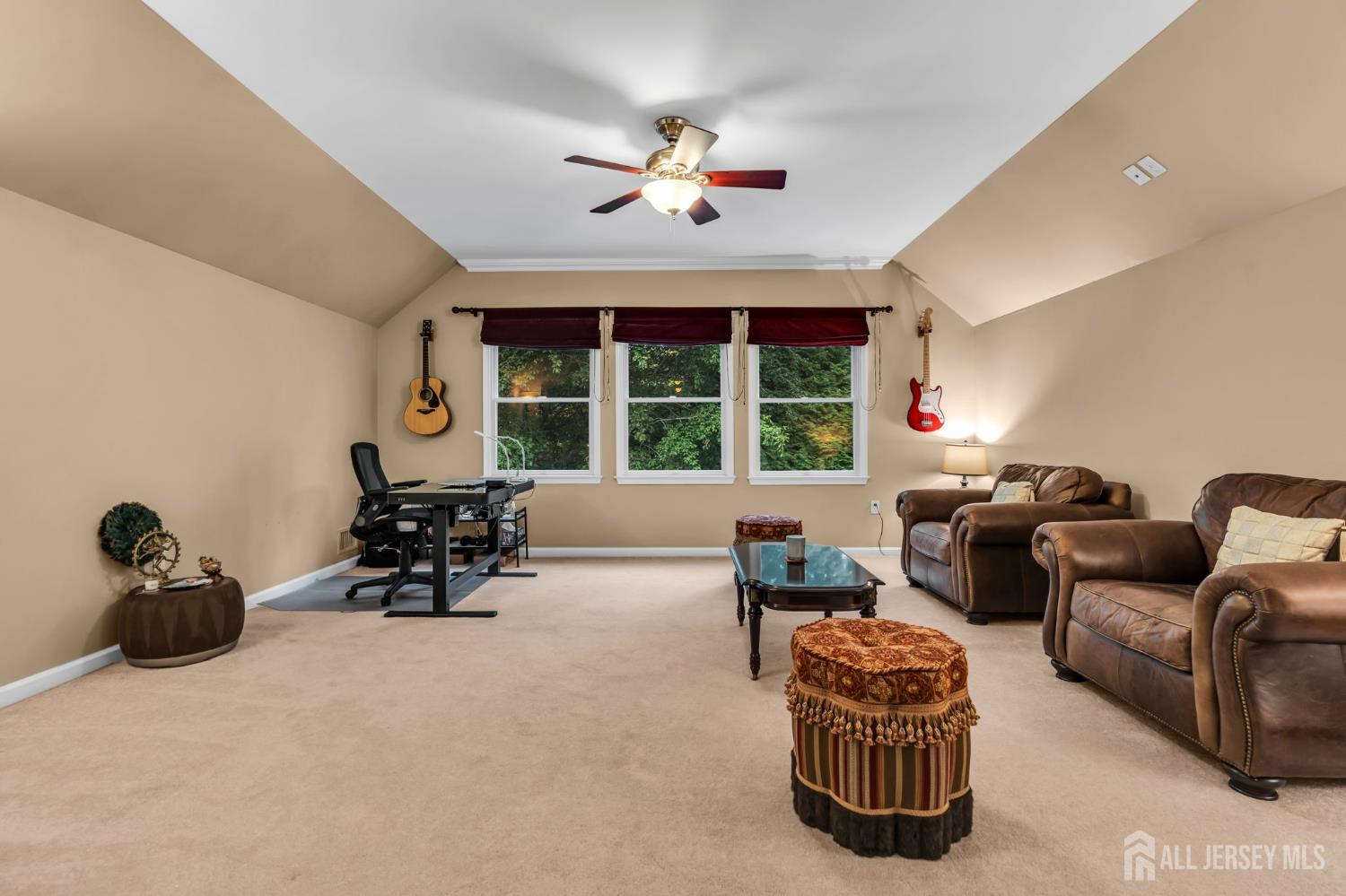 15 Harmony Lane South Brunswick NJ 08852
