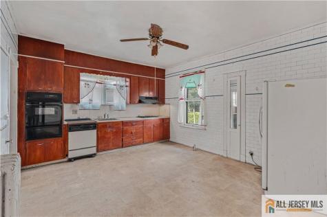 216 Handy Street New Brunswick NJ 08901