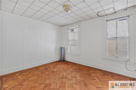 216 Handy Street New Brunswick NJ 08901