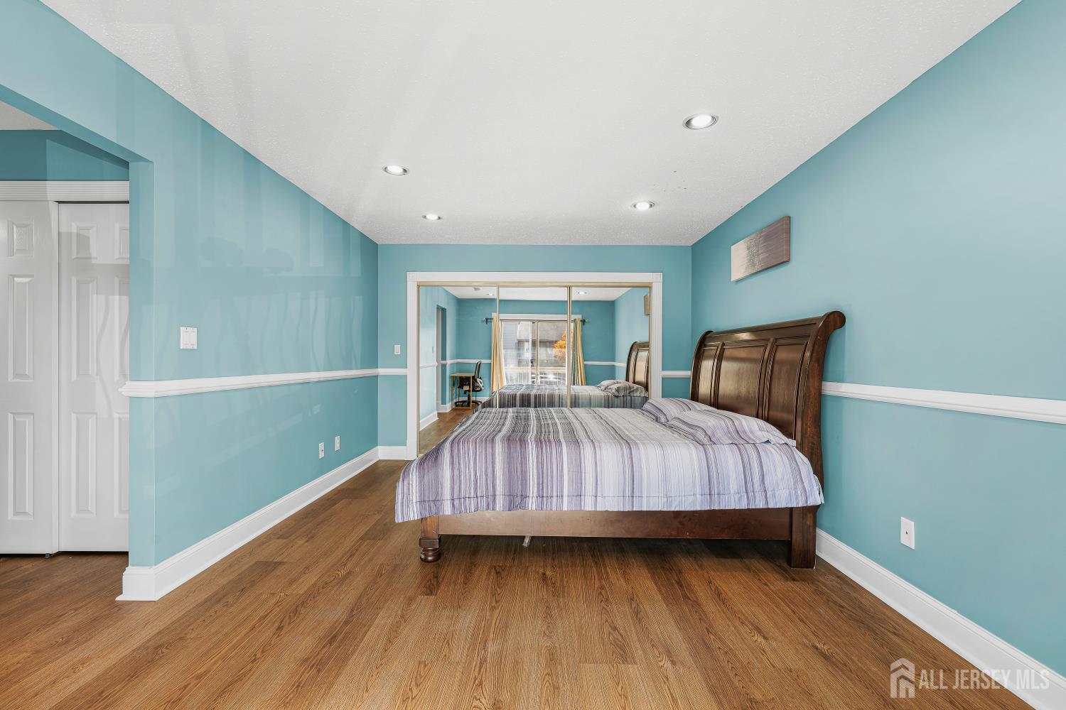 53 Denise Drive Edison NJ 08820