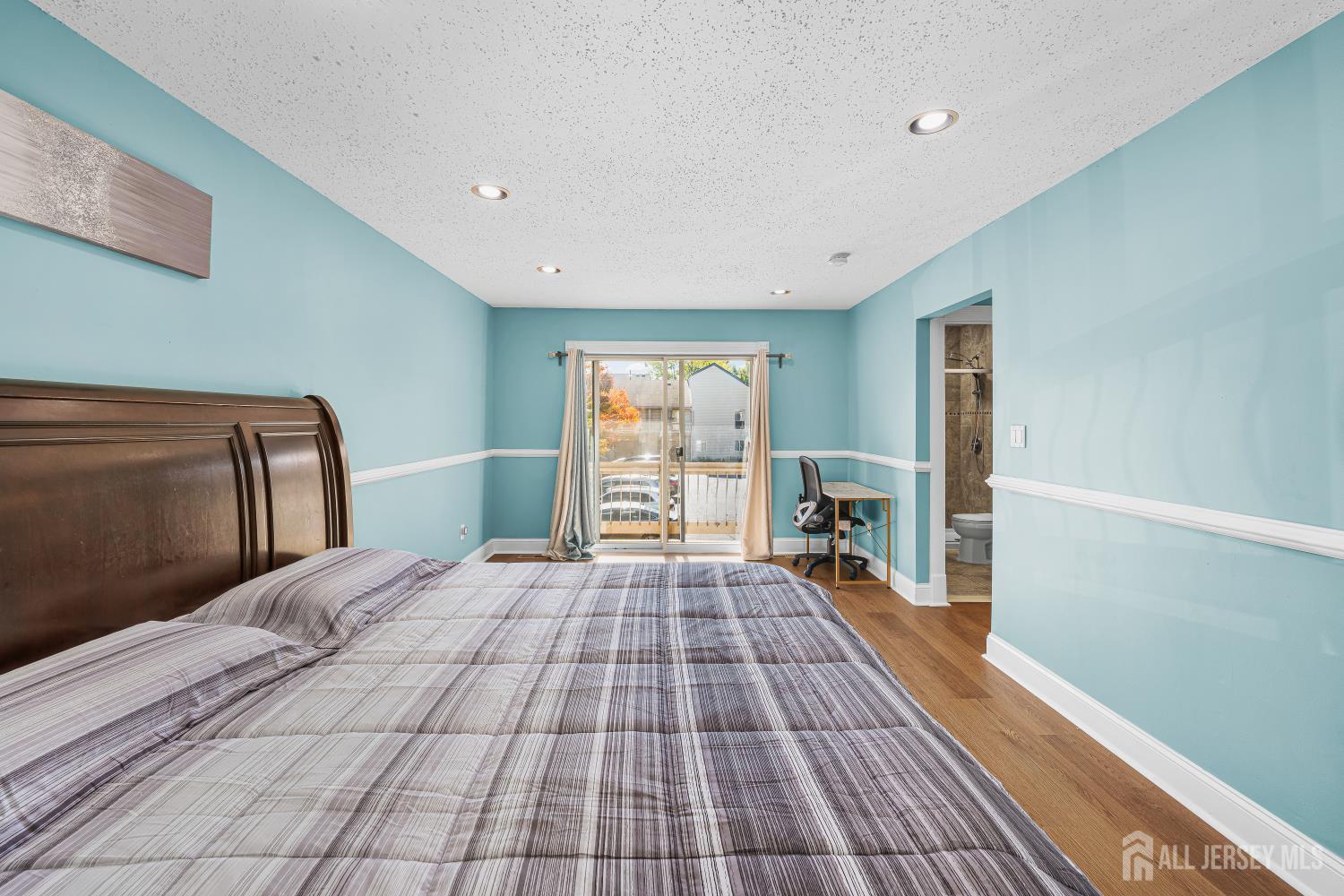 53 Denise Drive Edison NJ 08820
