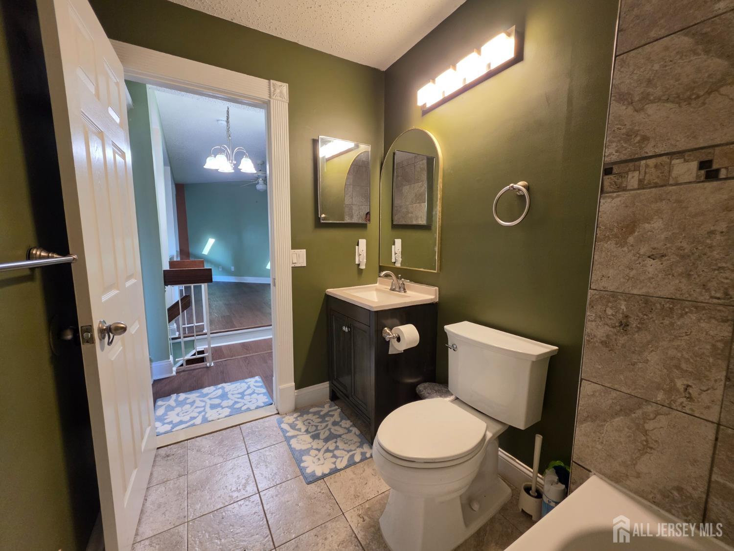 53 Denise Drive Edison NJ 08820