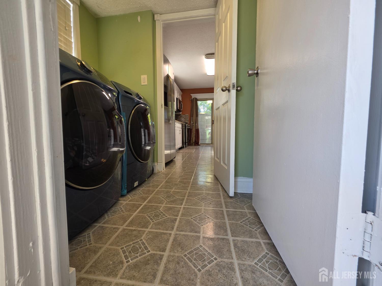 53 Denise Drive Edison NJ 08820