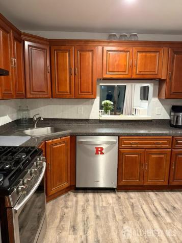 464 Harwick Court Piscataway NJ 08854