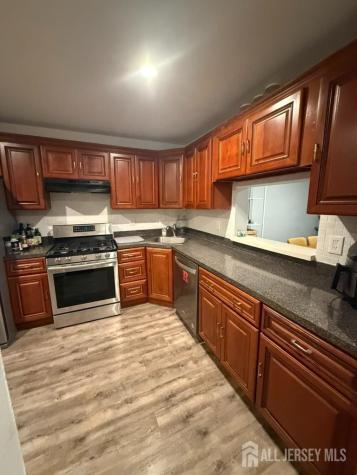 464 Harwick Court Piscataway NJ 08854