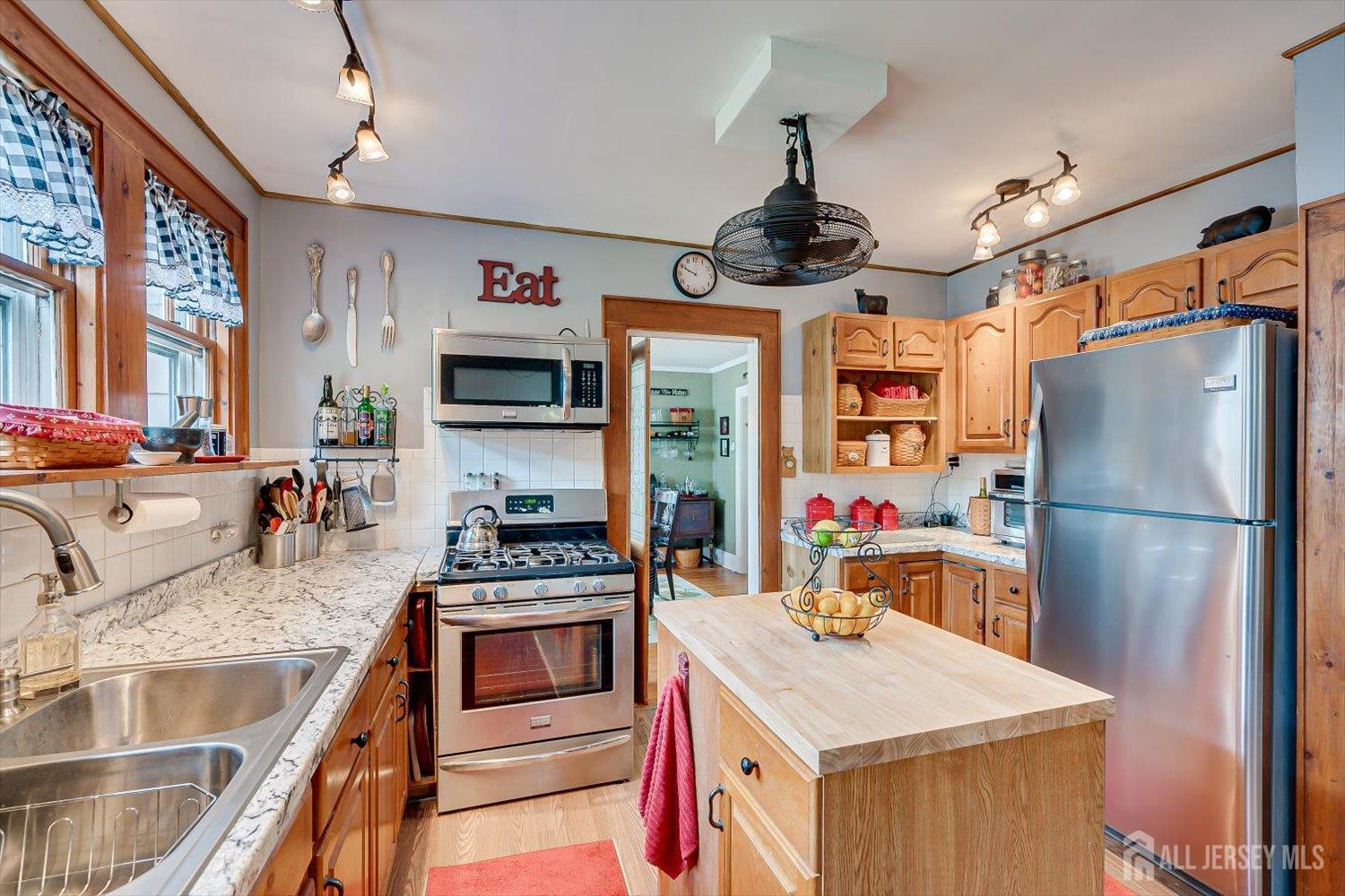 1052 Sherman Avenue South Plainfield NJ 07080