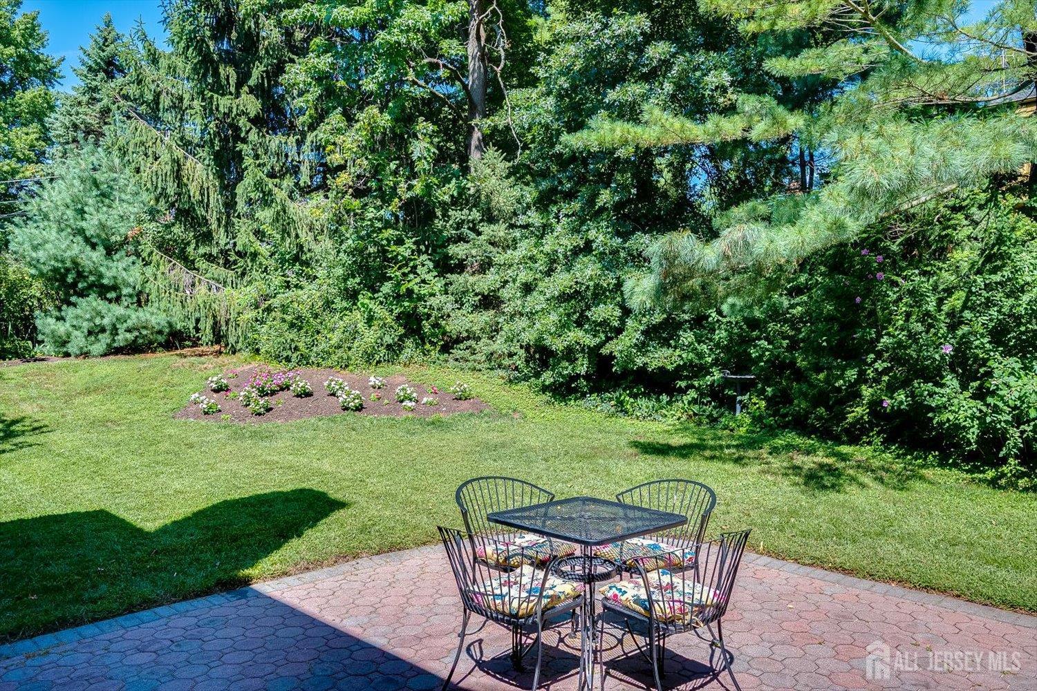 48 Frost Avenue Edison NJ 08820