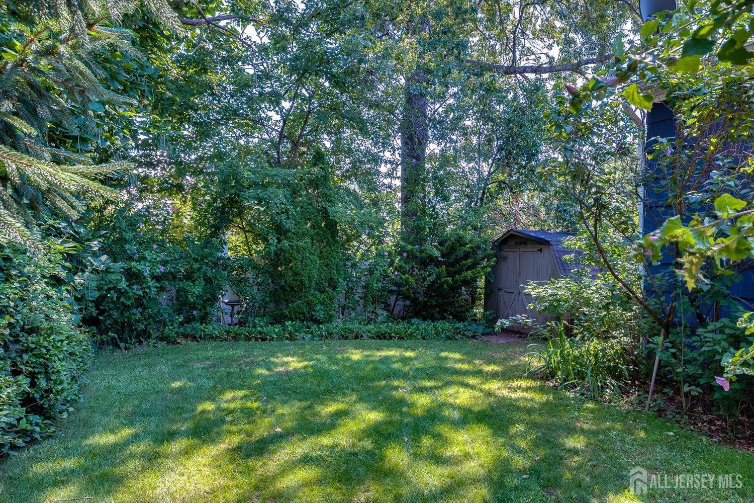 48 Frost Avenue Edison NJ 08820