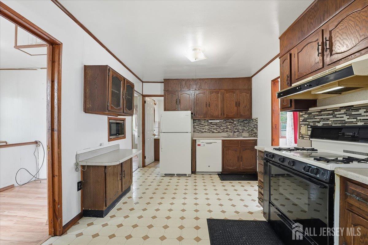 775 Cliffwood Avenue Keyport NJ 07735
