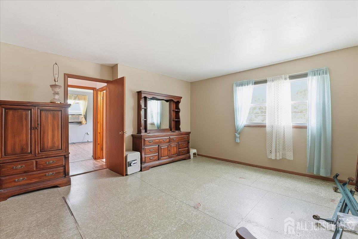 775 Cliffwood Avenue Keyport NJ 07735
