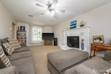1 Running Hills Drive Fredon NJ 07860