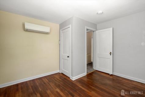 16 Station Road Cranbury NJ 08512
