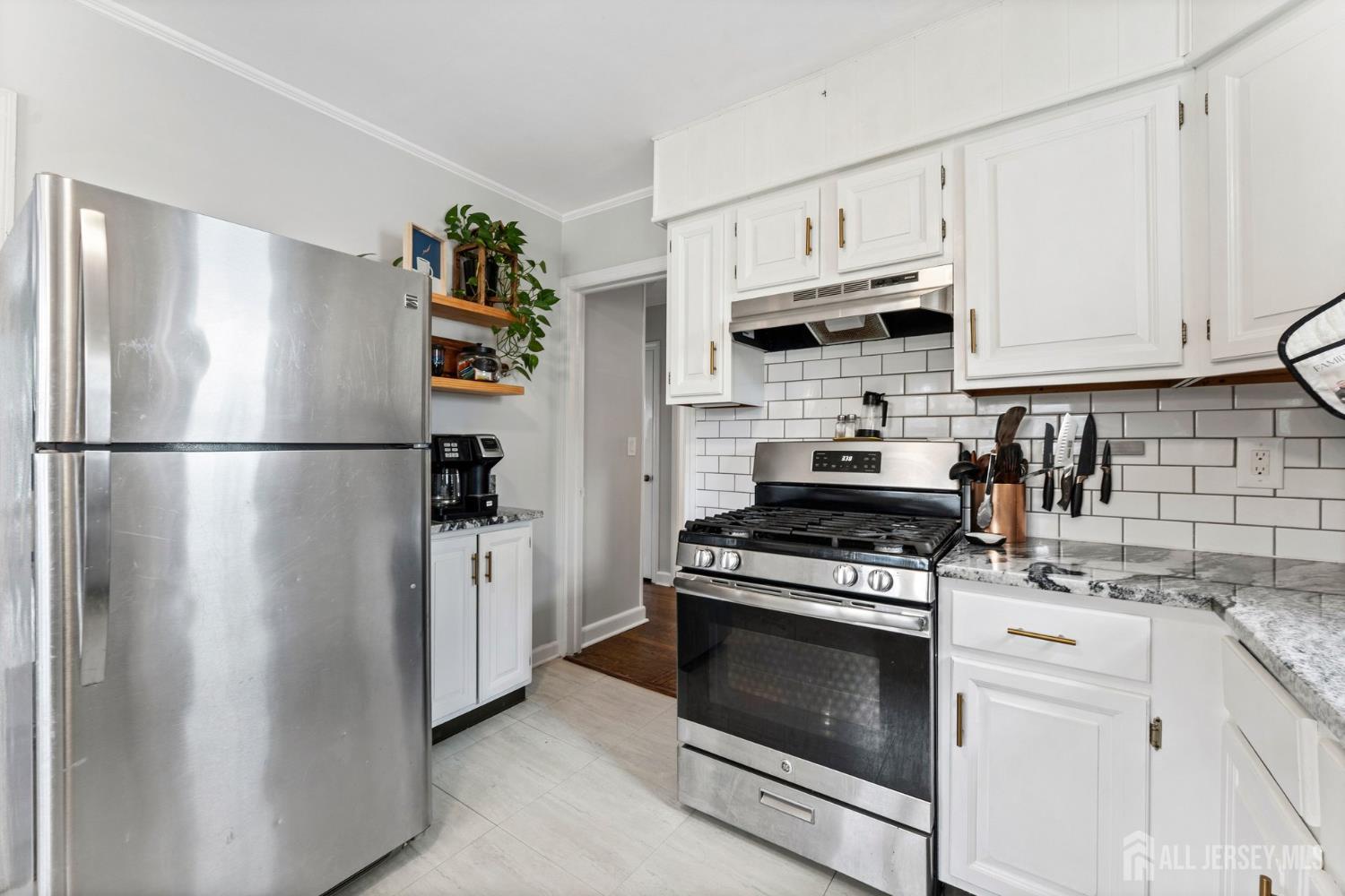 151 Harris Avenue Middlesex NJ 08846