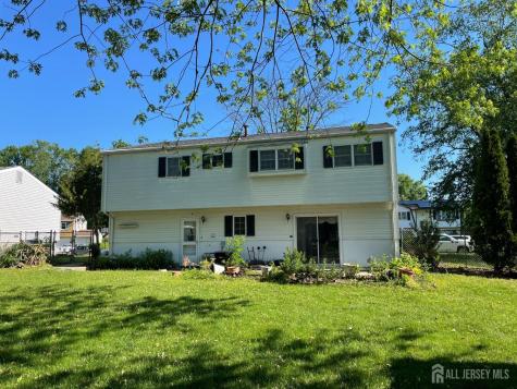 8 Durham Terrace Mount Holly NJ 08060