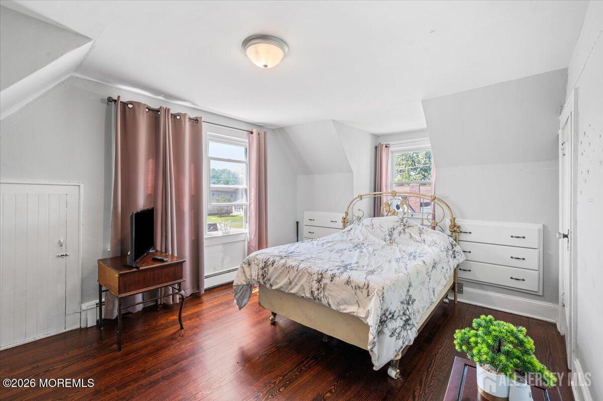 103 Therese Avenue Keyport NJ 07735