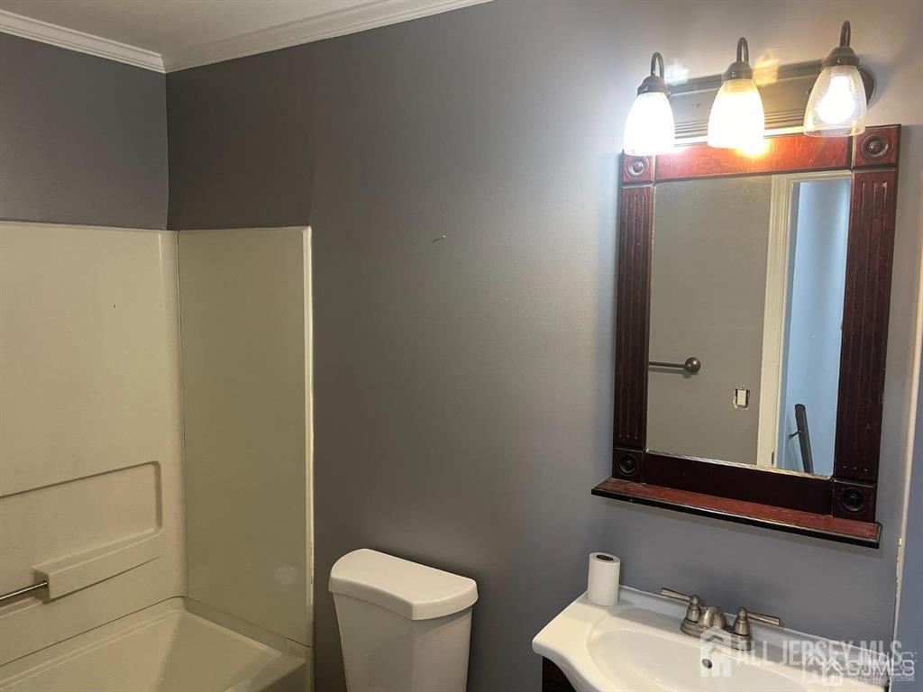 23 Delavan Court New Brunswick NJ 0890
