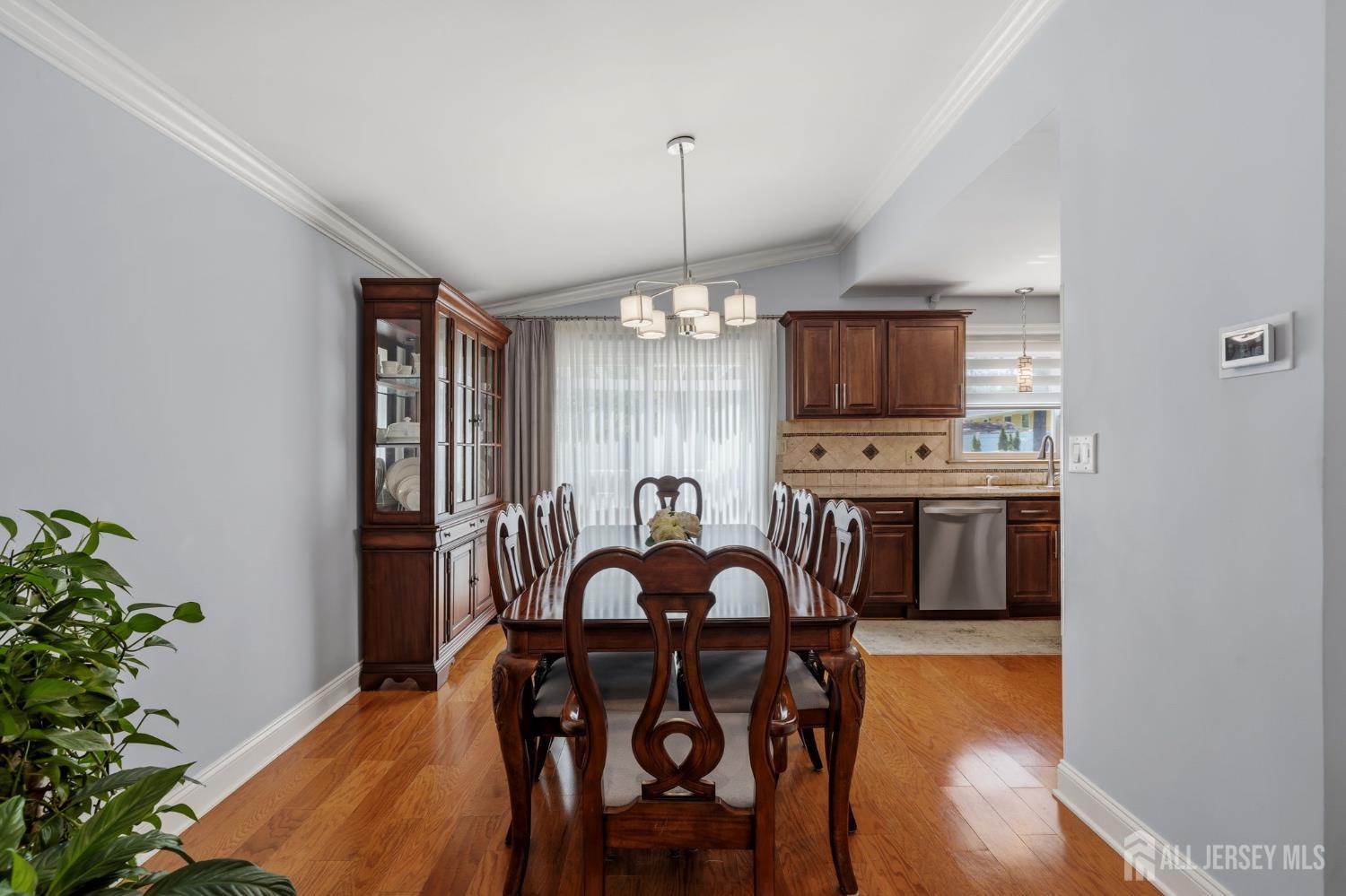 88 Montrose Avenue Colonia NJ 07067