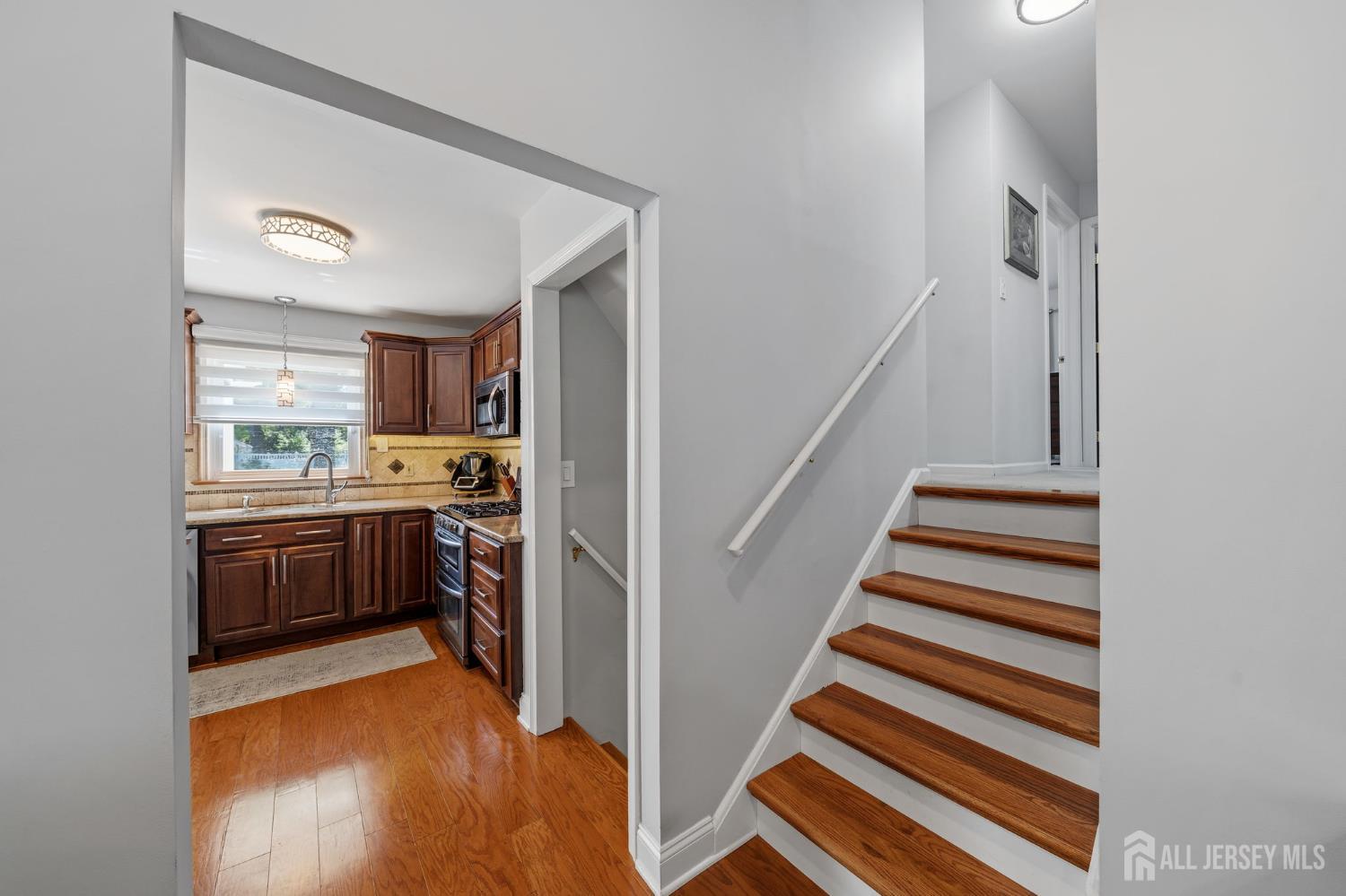 88 Montrose Avenue Colonia NJ 07067