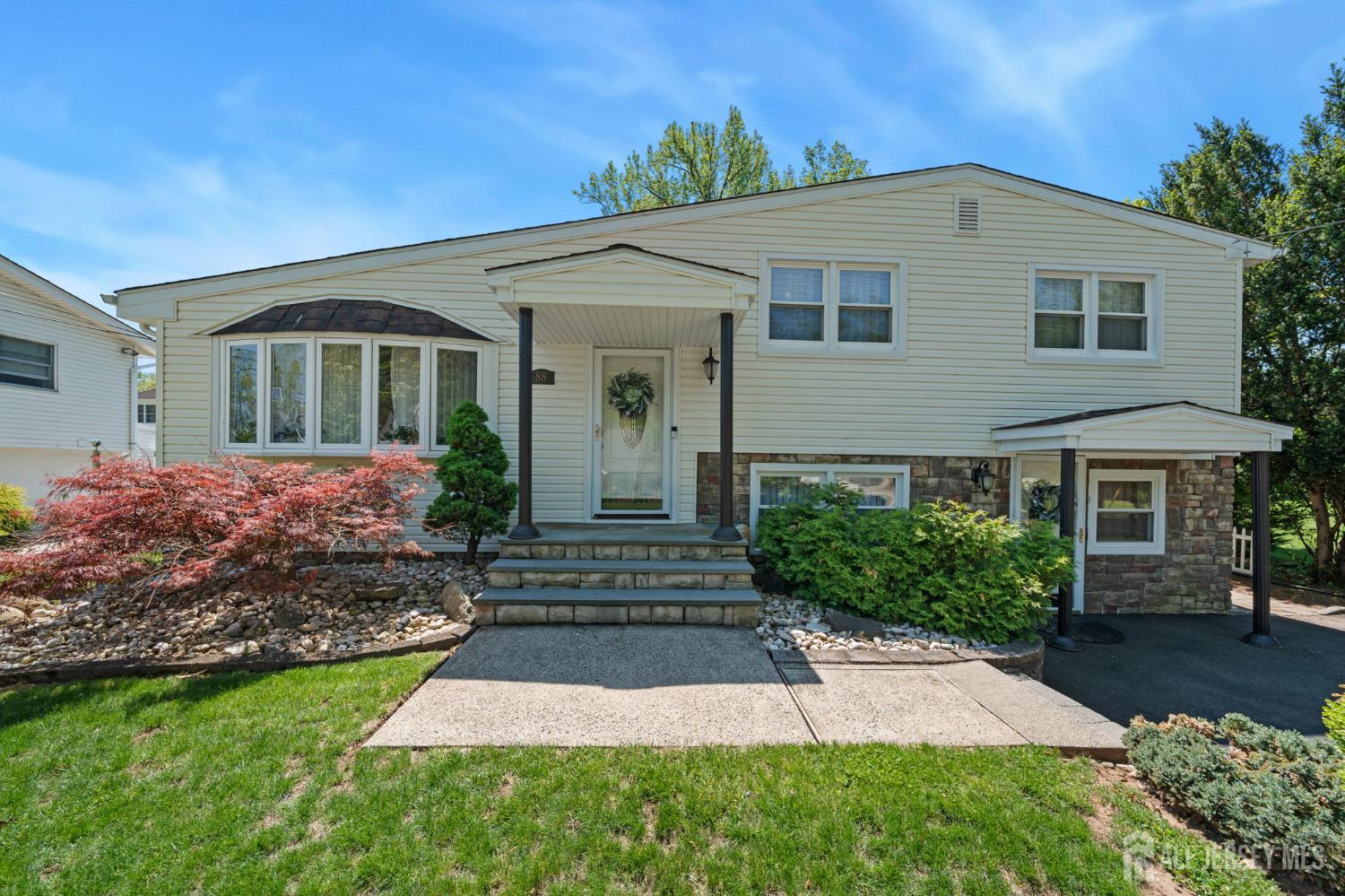 88 Montrose Avenue Colonia NJ 07067