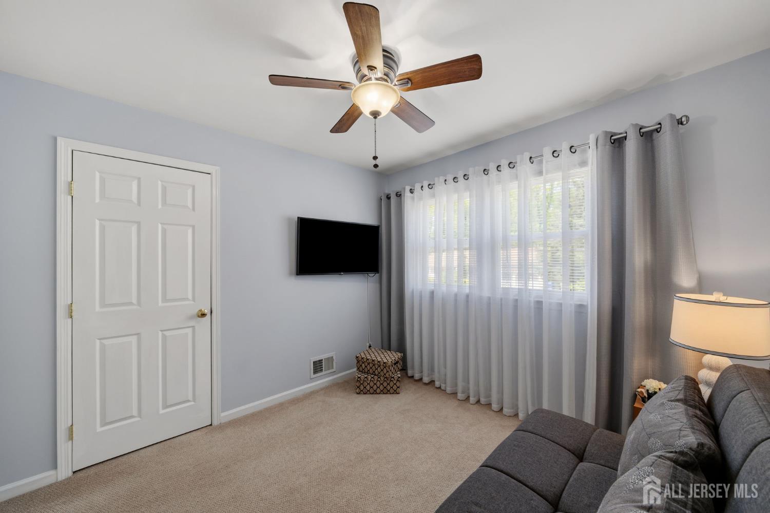 88 Montrose Avenue Colonia NJ 07067