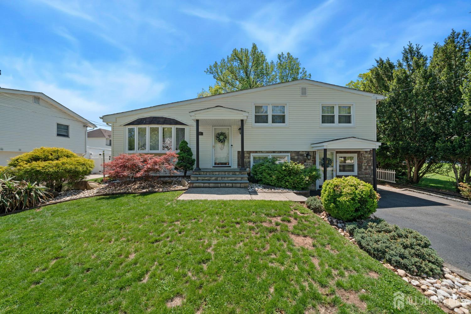 88 Montrose Avenue Colonia NJ 07067