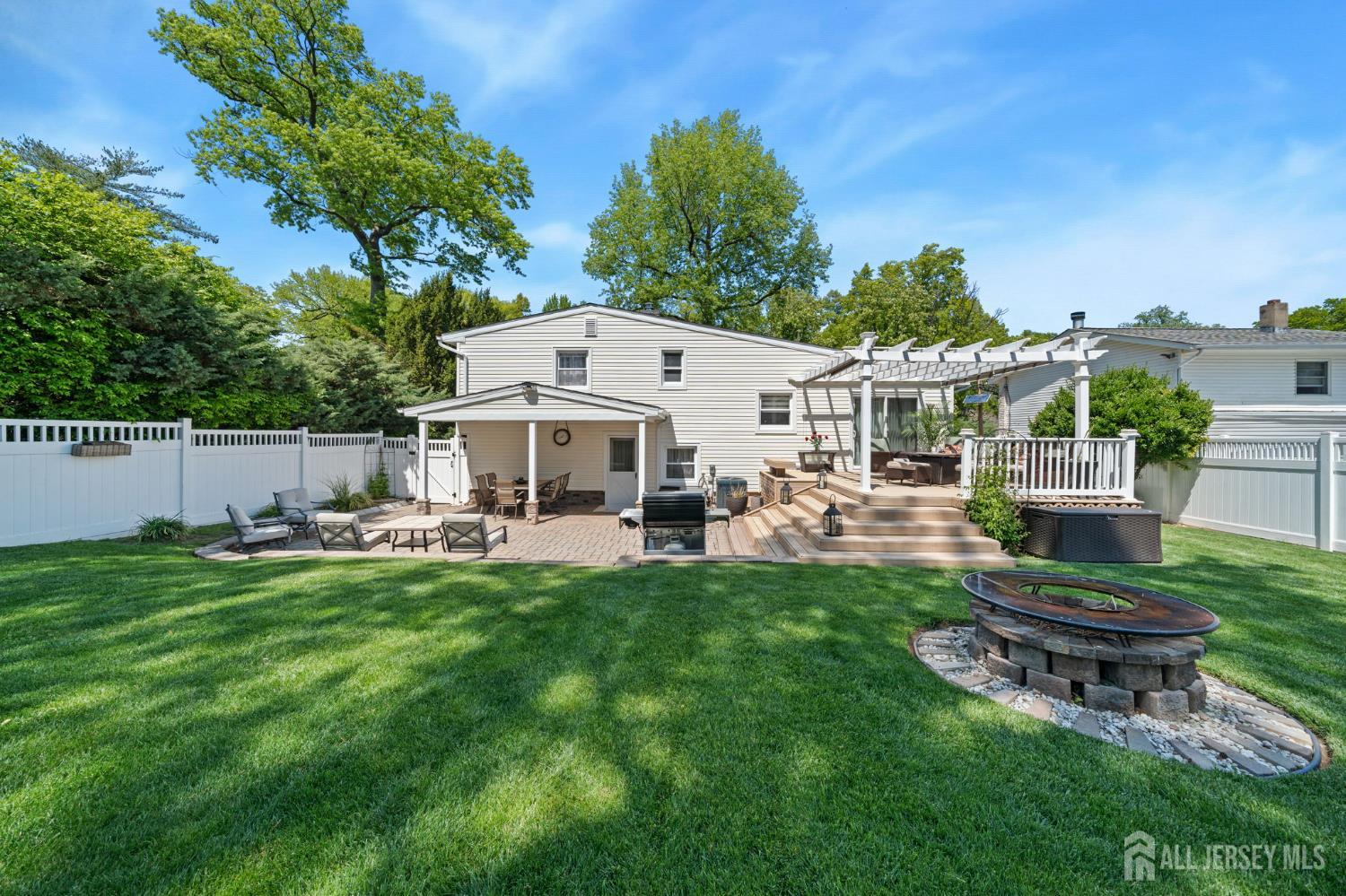 88 Montrose Avenue Colonia NJ 07067