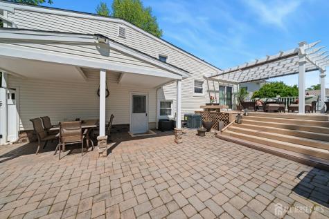 88 Montrose Avenue Colonia NJ 07067