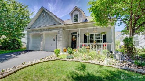 13 High Street Helmetta NJ 08828