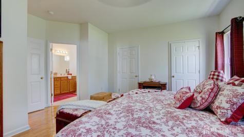 13 High Street Helmetta NJ 08828