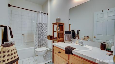 13 High Street Helmetta NJ 08828