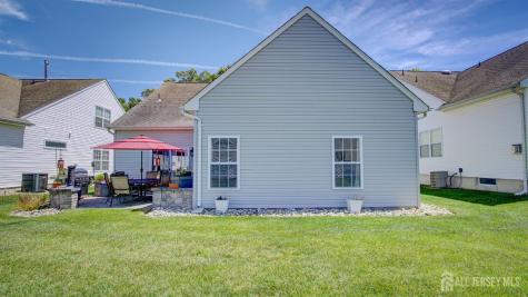 13 High Street Helmetta NJ 08828