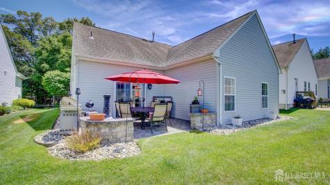 13 High Street Helmetta NJ 08828