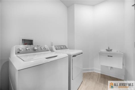 14 Galerie Court Monroe NJ 08831