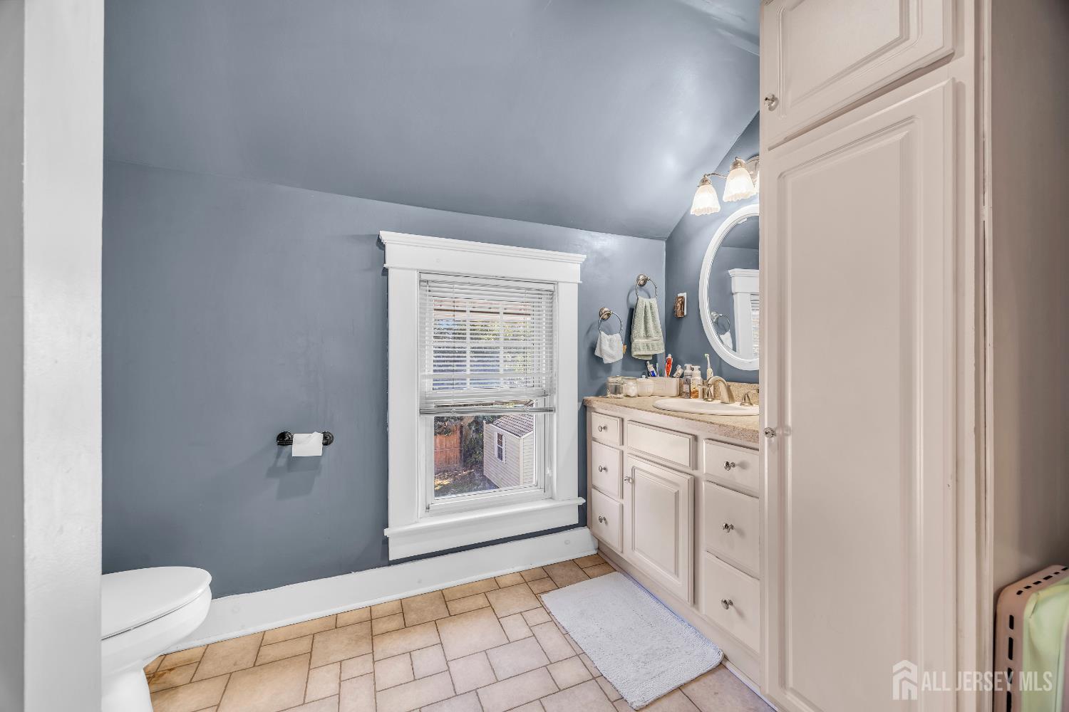 5 Fairview Avenue South River NJ 08882