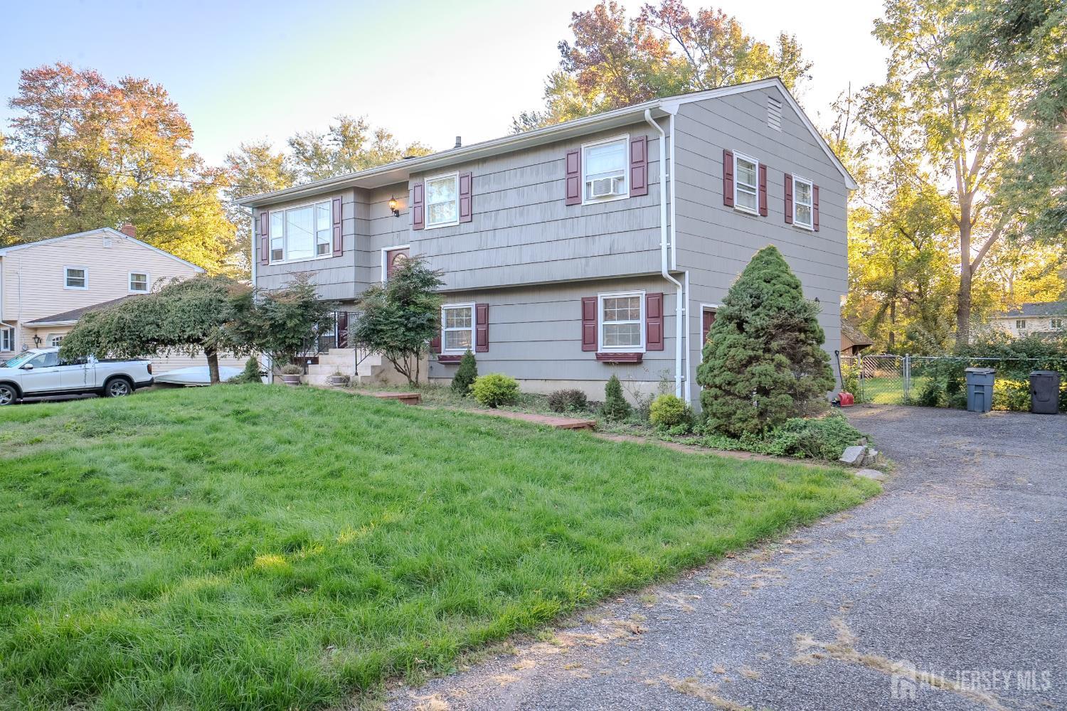 9 Oak Branch Road East Windsor NJ 08512