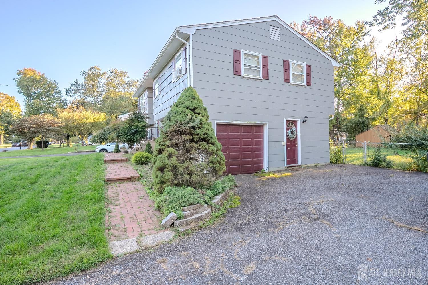 9 Oak Branch Road East Windsor NJ 08512