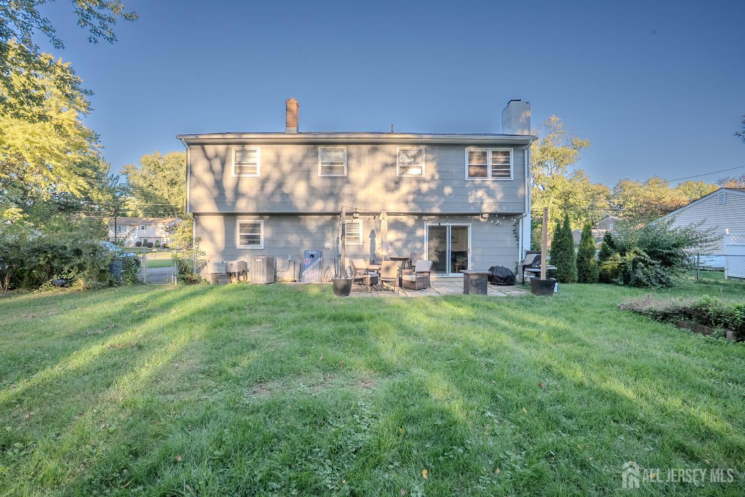9 Oak Branch Road East Windsor NJ 08512
