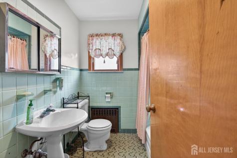 595 Jacques Street Perth Amboy NJ 08861