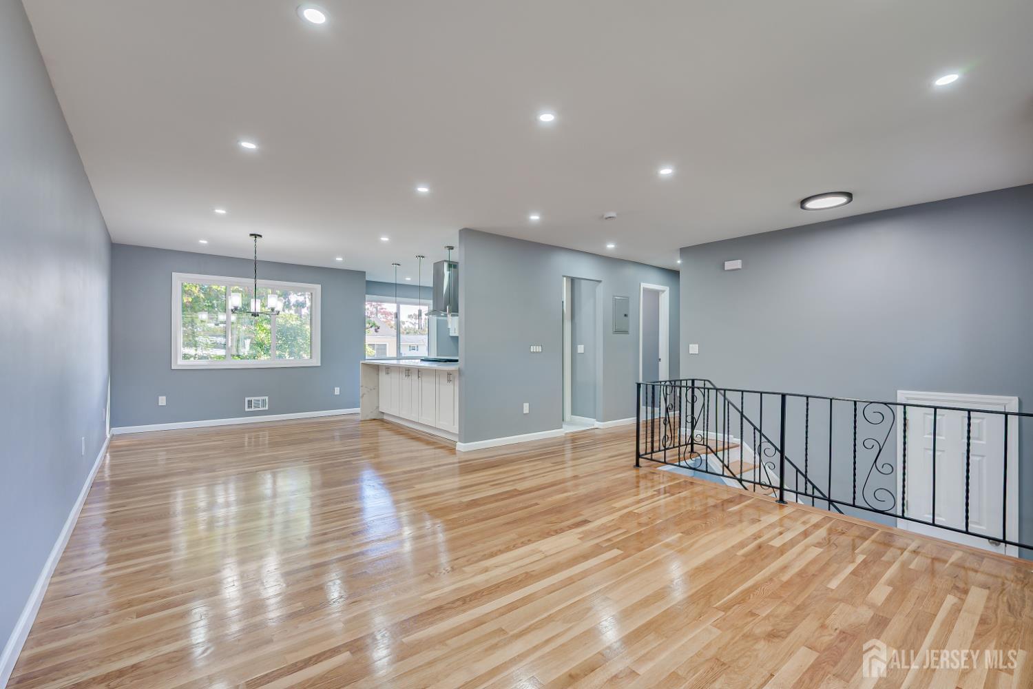704 Wood Avenue Colonia NJ 07067