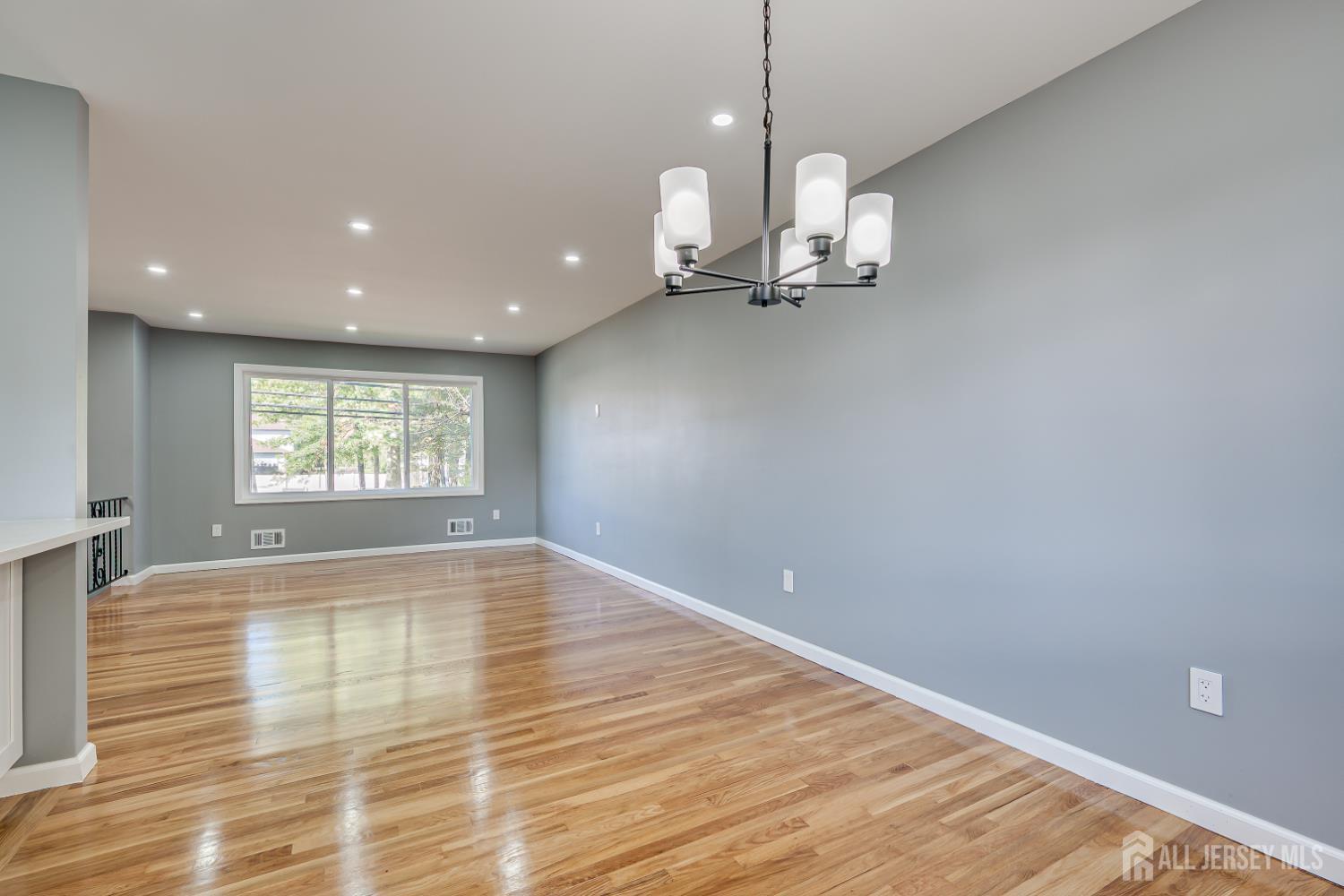 704 Wood Avenue Colonia NJ 07067