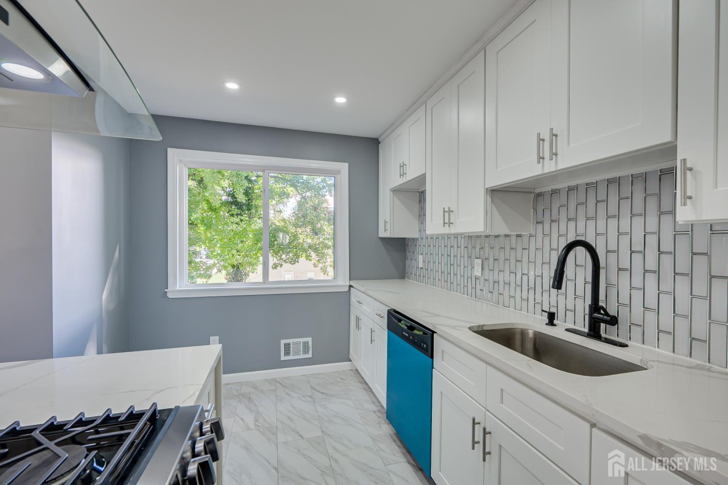 704 Wood Avenue Colonia NJ 07067