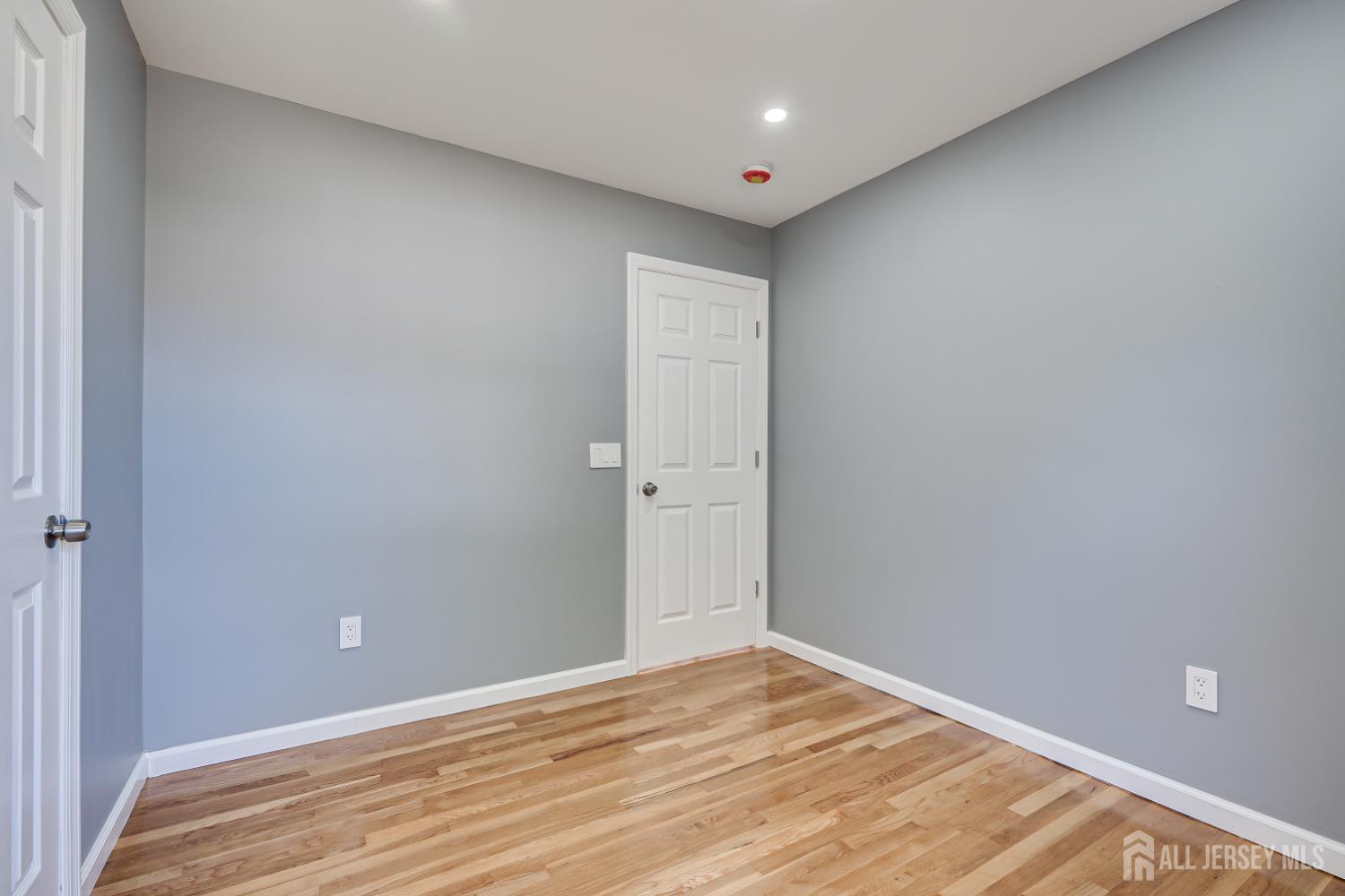 704 Wood Avenue Colonia NJ 07067
