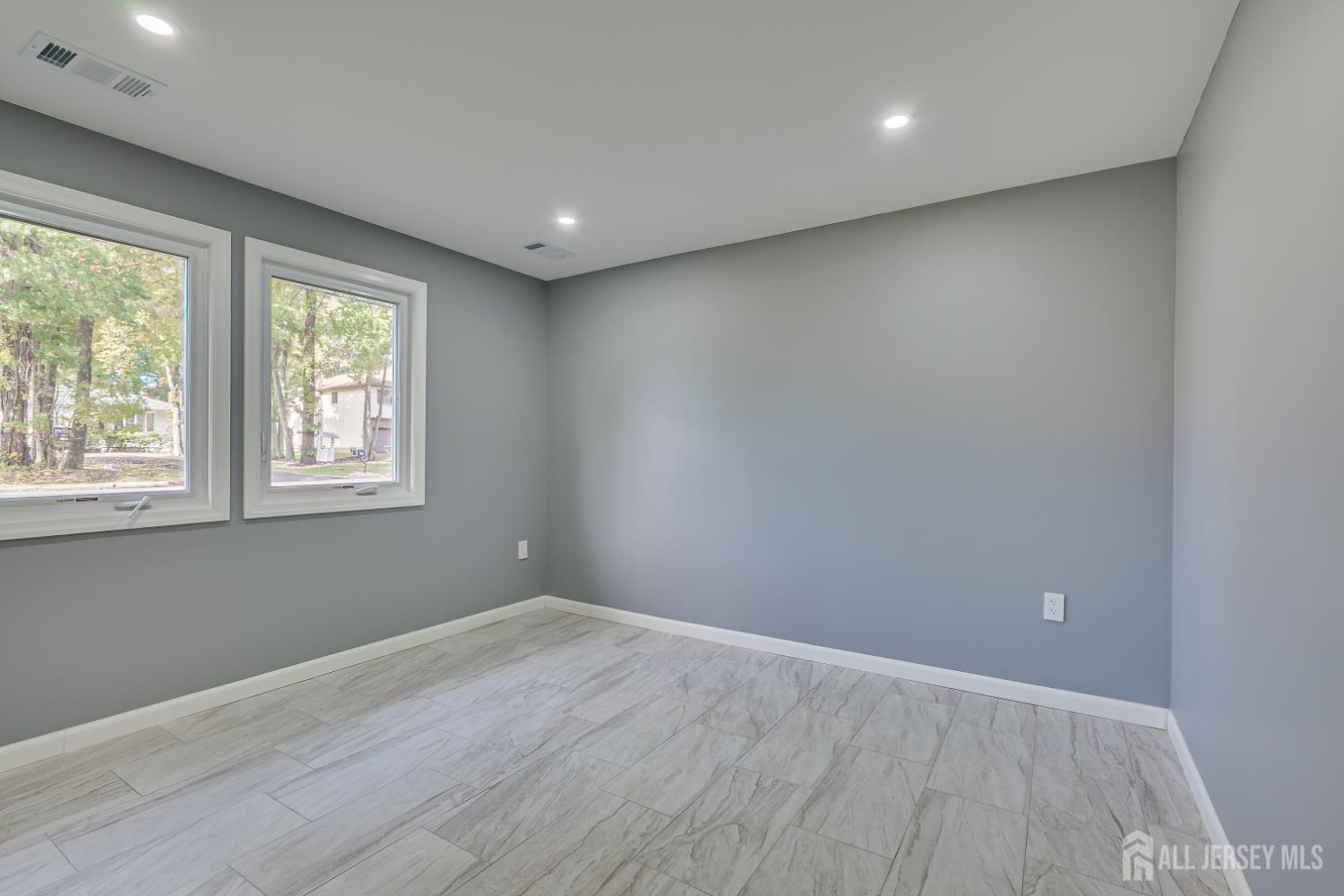 704 Wood Avenue Colonia NJ 07067