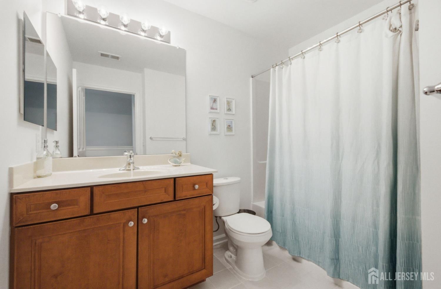51 Gryphon Drive Monroe NJ 08831