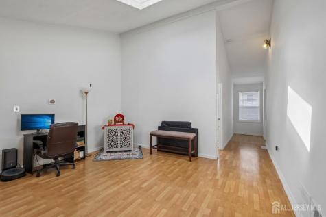36 Henry Street Edison NJ 08820