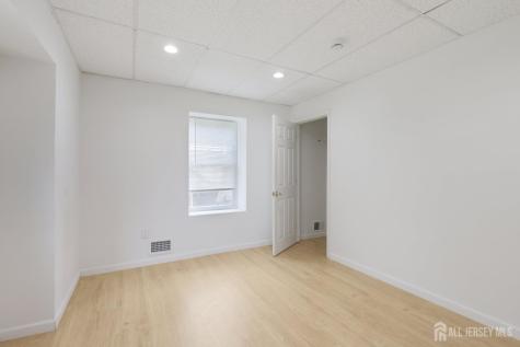 36 Henry Street Edison NJ 08820