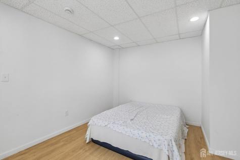 36 Henry Street Edison NJ 08820