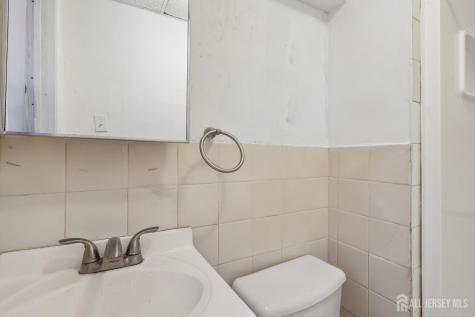 36 Henry Street Edison NJ 08820