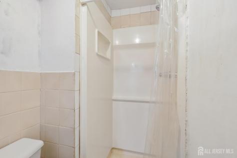 36 Henry Street Edison NJ 08820