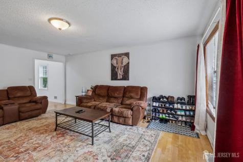 36 Henry Street Edison NJ 08820